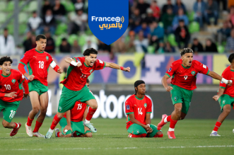 فرحة عارمة للاعبي أسود الأطلس بعد الفوز بركلات الترجيح على ديوك فرنسا وتأهلهم التاريخي إلى نهائي كأس العالم للشباب في تشيلي