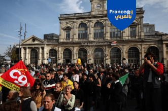 الميزانية تشعل الفوضى: فرنسا تقف على حافة أزمة اجتماعية جديدة