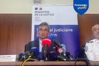 المدعي العام في تولون، رافاييل بالان يتحدث في مؤتمر صحافي